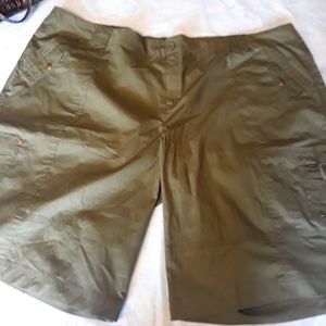 Women Roaman's Cargo Shorts